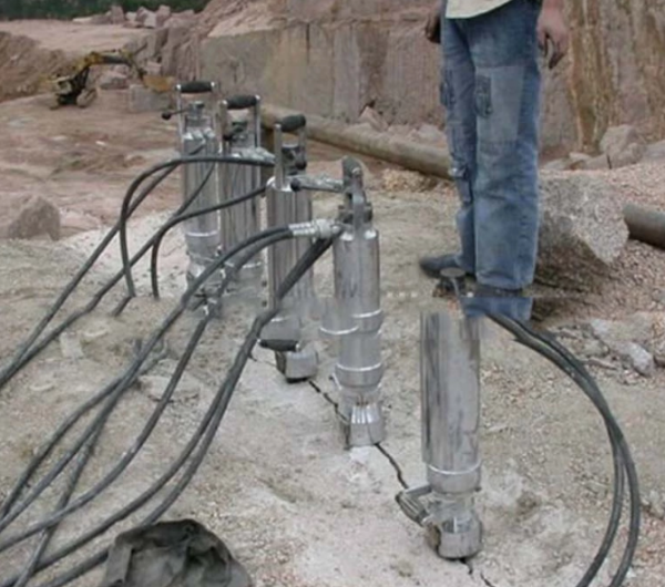 Concrete Rock Splitter